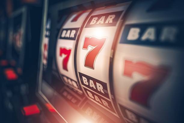 Live blackjack table on maluku 4d showing dealer, cards, and betting interface